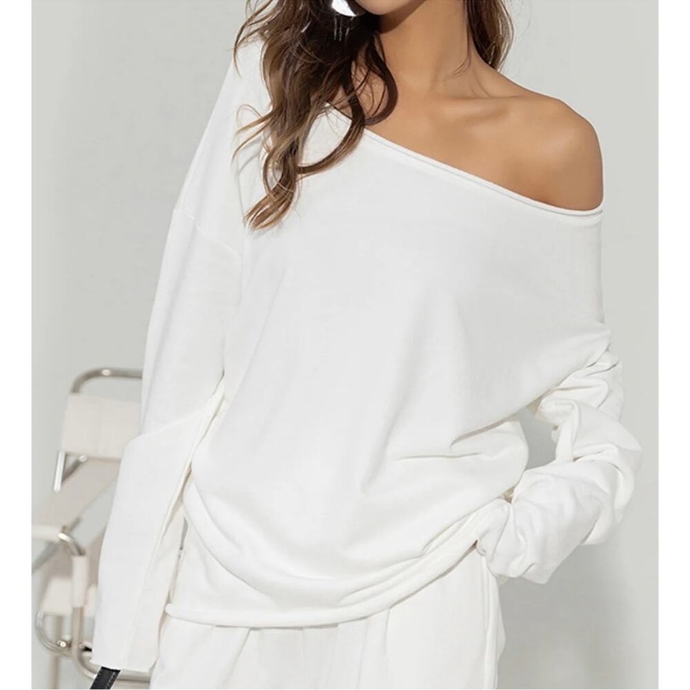 Commense Asymmetrical White Cotton Blend Off The Shoulder Raw Hem Sweatshirt NWT